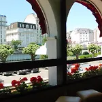 Grand D'espagne Hotell