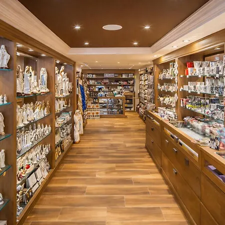 西班牙大酒店 酒店